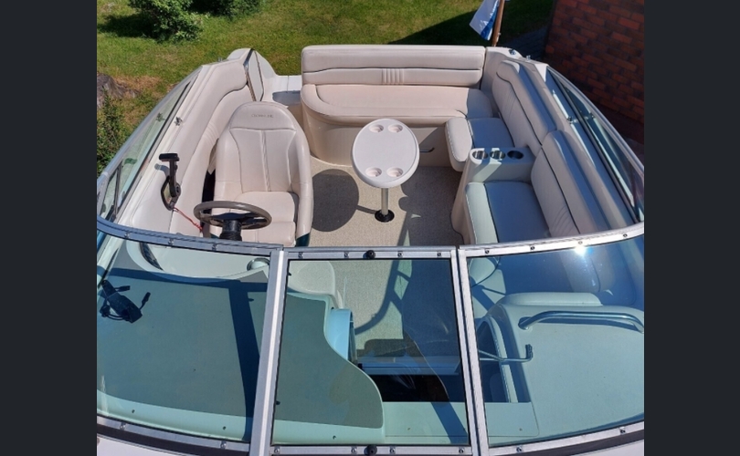 Crownline 230cc-kuva-2